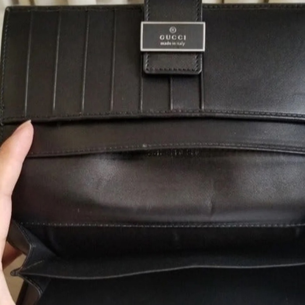Gucci Wallet Authentic - Picture 10 of 10